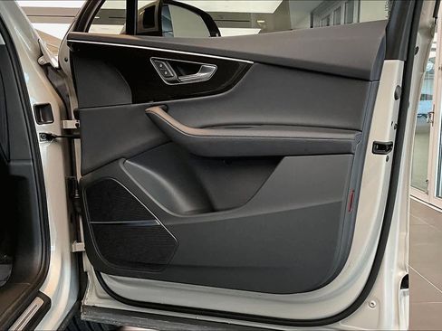 Certified 2023 Audi Q7 Premium Plus w/ Premium Plus Package image 23