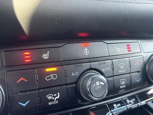 Used 2021 Dodge Durango GT image 31