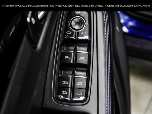 Used 2023 Porsche Macan S AWD/4WD image 42