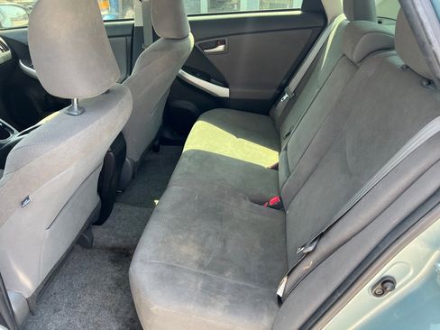 Used 2014 Toyota Prius Plug-In Hybrid image 11