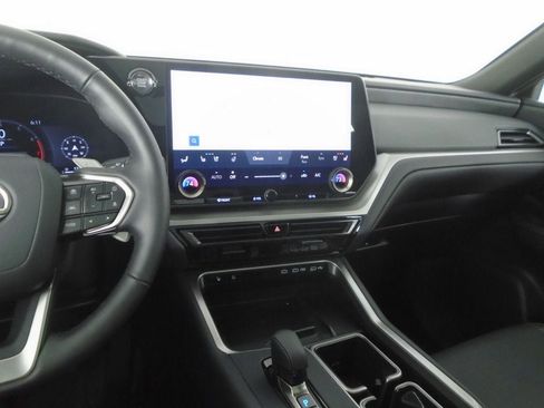 Used 2025 Lexus TX 350 AWD image 19