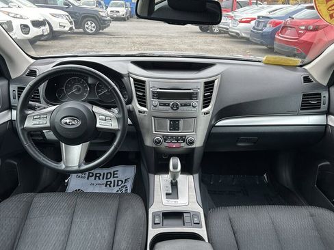 Used 2011 Subaru Legacy 2.5i Premium image 10