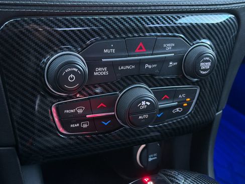 Used 2020 Dodge Charger Scat Pack w/ Dynamics Package RWD image 19