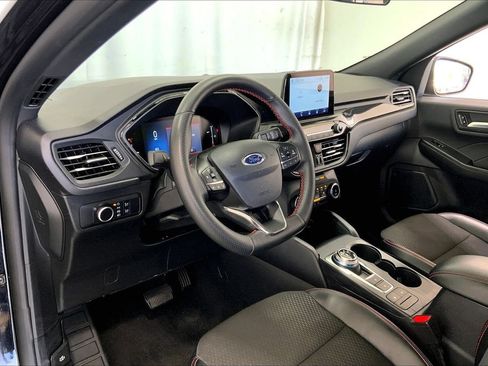 Used 2025 Ford Escape ST-Line FWD image 14