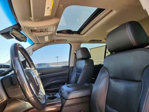Used 2019 GMC Yukon SLT w/ Graphite Performance Edition RWD image 12