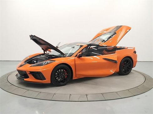 Used 2024 Chevrolet Corvette Stingray w/ Z51 Performance Package image 11