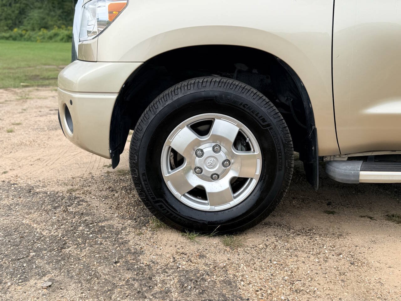 Used 2010 Toyota Tundra Limited RWD image 10