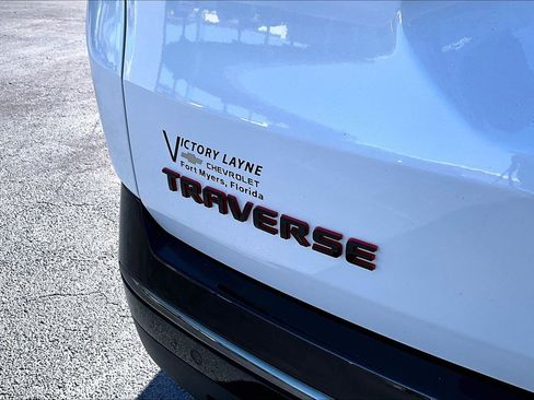 Certified 2023 Chevrolet Traverse Premier w/ Redline Edition image 5