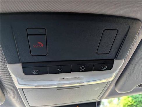 Used 2024 Mitsubishi Outlander SE FWD image 37