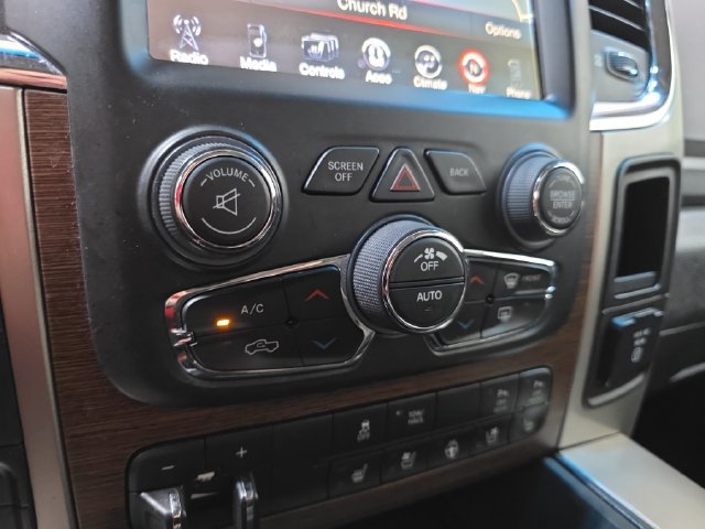 Used 2017 RAM 1500 Laramie w/ Convenience Group AWD/4WD image 23