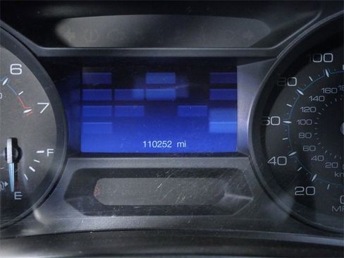 Used 2013 Ford Explorer XLT w/ Class III Trailer Tow Pkg image 18