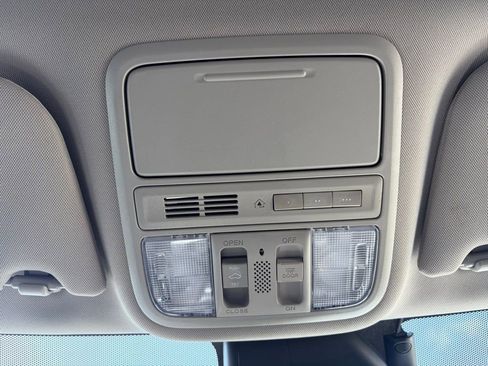 Used 2014 Honda Odyssey EX-L image 14