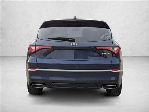 Used 2023 Acura MDX image 4