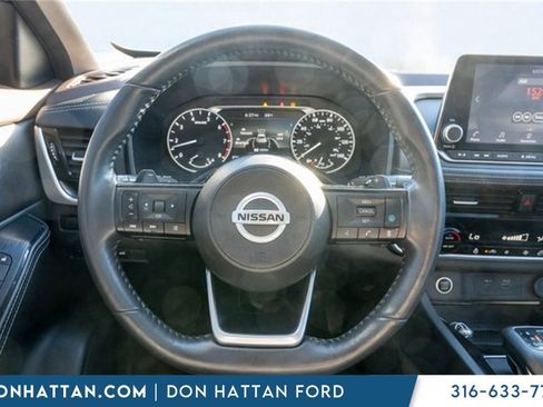 Used 2021 Nissan Rogue SV w/ Premium Package image 6