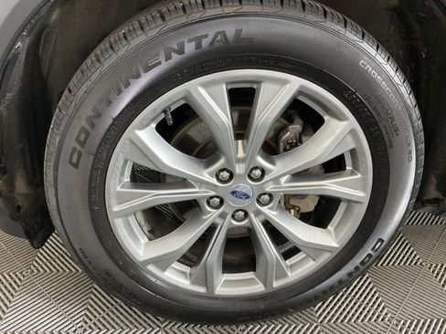 Used 2023 Ford Explorer Limited AWD/4WD image 26
