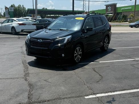 Used 2023 Subaru Forester Limited AWD/4WD image 6