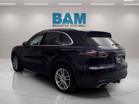 Used 2023 Porsche Cayenne image 5