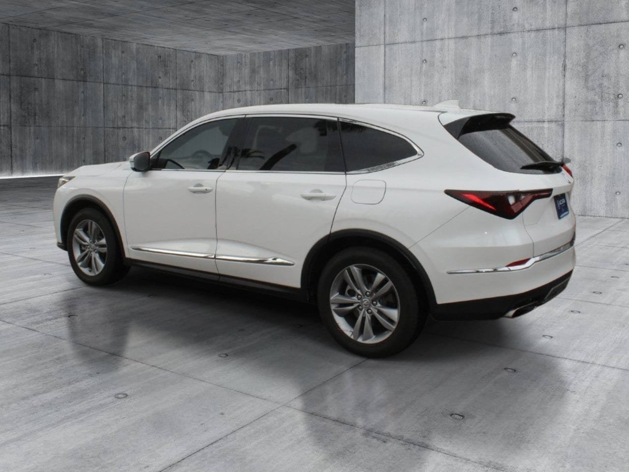 Used 2025 Acura MDX FWD image 3