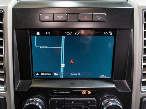 Used 2017 Ford F250 Lariat w/ Lariat Ultimate Package AWD/4WD image 19
