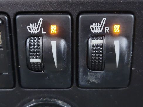 Used 2015 Toyota Sienna XLE Premium image 27