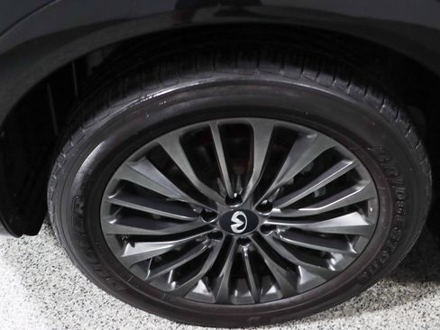 Used 2022 INFINITI QX80 Sensory w/ Cargo Package RWD image 11