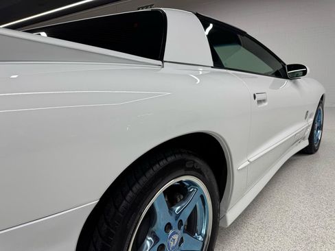 Used 1999 Pontiac Firebird Formula RWD image 31