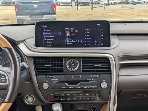 Used 2020 Lexus RX 350L FWD w/ Premium Package image 19