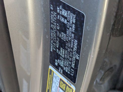 Certified 2025 Kia Soul S image 15