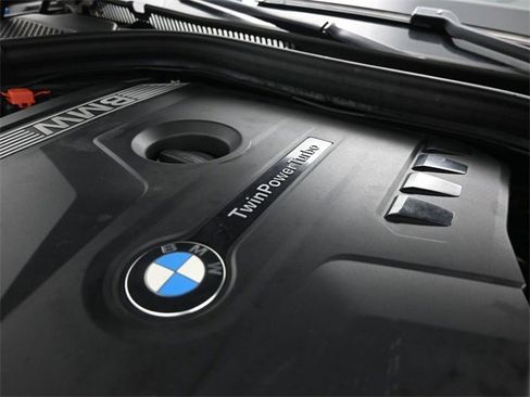 Used 2018 BMW 530i xDrive image 17