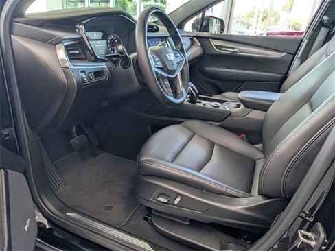 Used 2022 Cadillac XT5 Luxury image 6