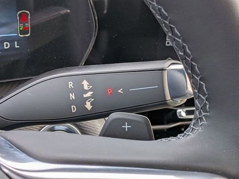 New 2026 Chevrolet Equinox LT w/ Convenience Package II image 25