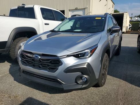 Used 2025 Subaru Crosstrek 2.5i Limited w/ Popular Package #4A AWD/4WD image 3