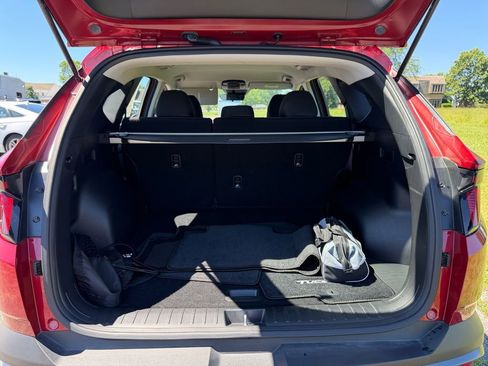 Used 2025 Hyundai Tucson SE FWD image 22
