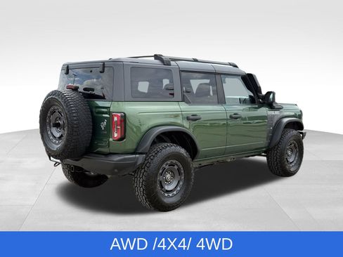 Used 2023 Ford Bronco Everglades image 11