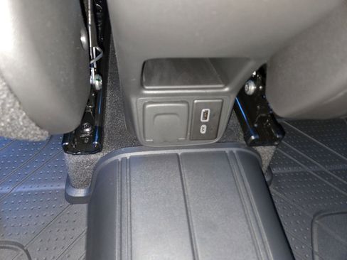 New 2026 Chevrolet TrailBlazer RS w/ Convenience Package image 25