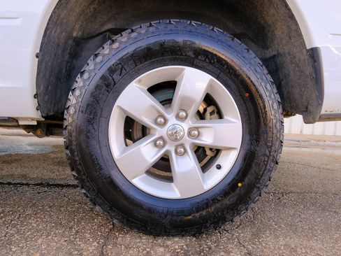 Used 2023 RAM 1500 Classic SLT w/ Electronics Group image 46