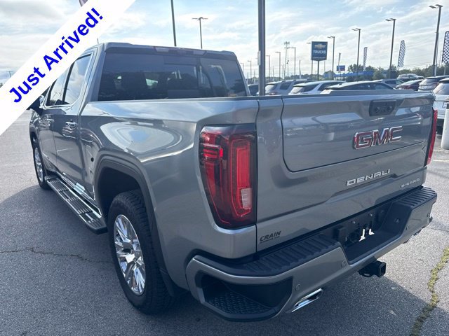 Used 2025 GMC Sierra 1500 Denali w/ Technology Package AWD/4WD image 5