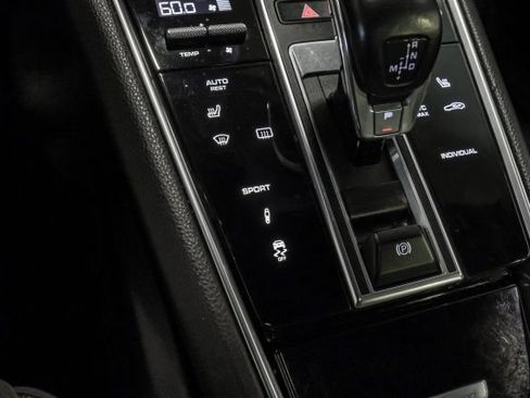 Used 2018 Porsche Panamera 4 AWD/4WD image 29