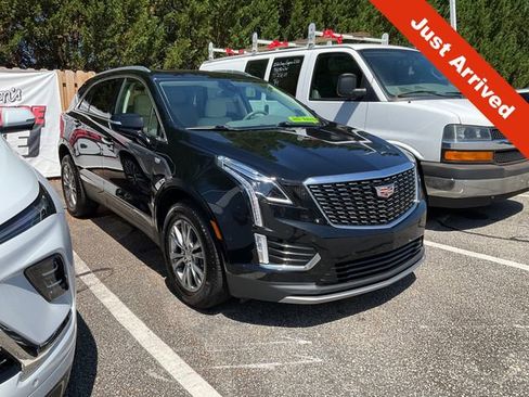 Used 2022 Cadillac XT5 Premium Luxury FWD image 1