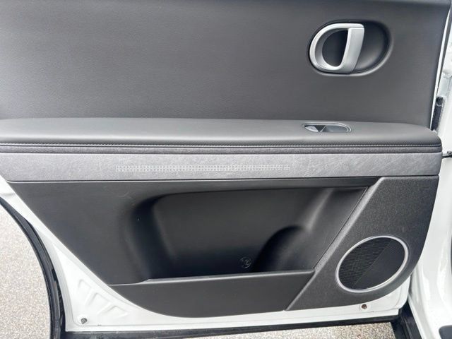 Used 2023 Hyundai Ioniq 5 SEL w/ Cargo Package AWD/4WD image 37