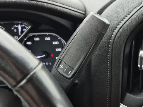 Used 2022 GMC Sierra 1500 SLT image 24