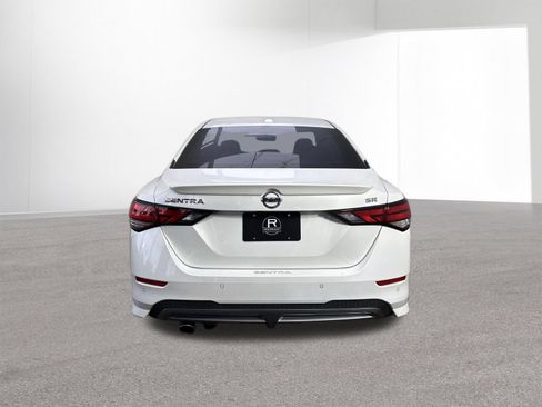 Used 2023 Nissan Sentra SR w/ SR Premium Package FWD image 33