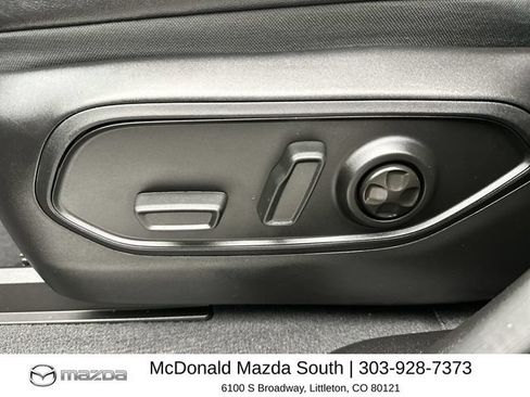 Used 2024 Jeep Grand Cherokee Limited AWD/4WD image 12