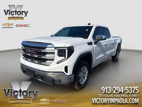 Used 2022 GMC Sierra 1500 SLE AWD/4WD image 1