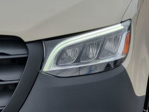 New 2026 Mercedes-Benz Sprinter 2500 image 24