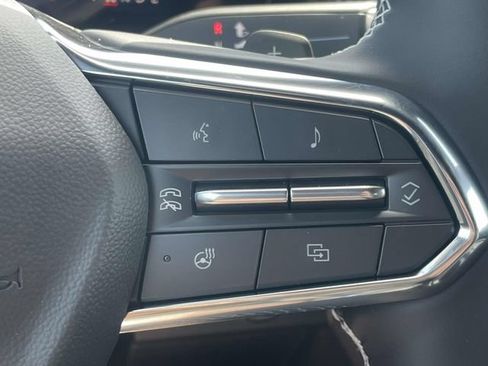 New 2026 Chevrolet Traverse LT w/ Midnight/Sport Edition FWD image 17