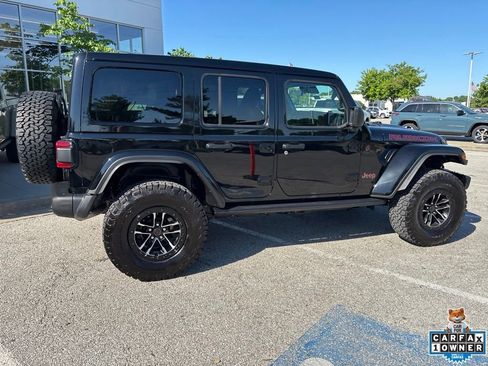 Used 2025 Jeep Wrangler Unlimited Rubicon AWD/4WD image 25