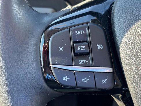 Used 2022 Ford Escape SE w/ Cold Weather Package image 20