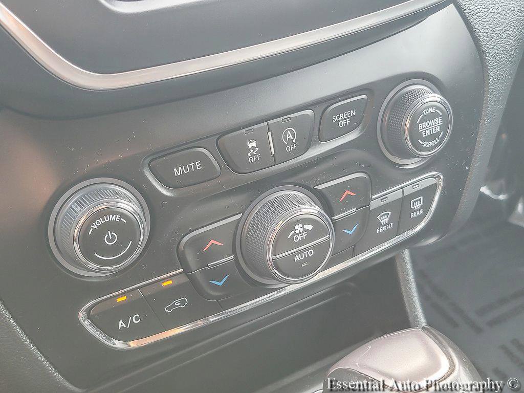 Certified 2023 Jeep Cherokee Altitude Lux AWD/4WD image 18