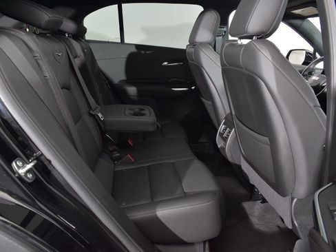 Used 2024 Cadillac XT4 Luxury w/ Cold Weather Package image 26